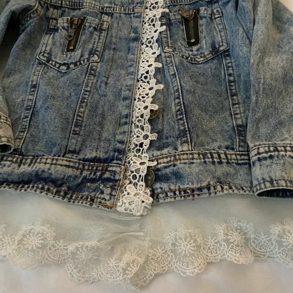 Denim jacket - Picture 4 of 6